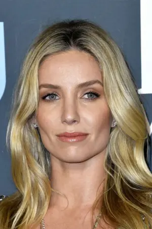 Фото Аннабель Уоллис (Annabelle Wallis) #31676