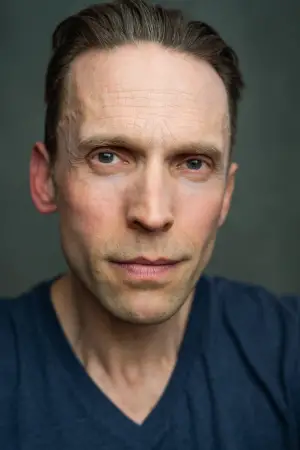 Фото Ли Джонс #367436