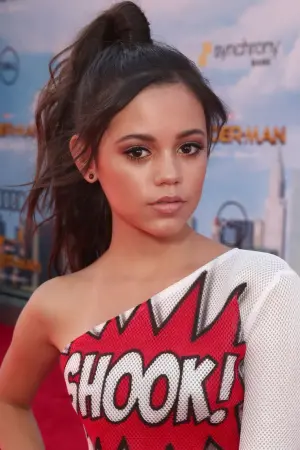Фото Дженна Ортега (Jenna Ortega) #17331