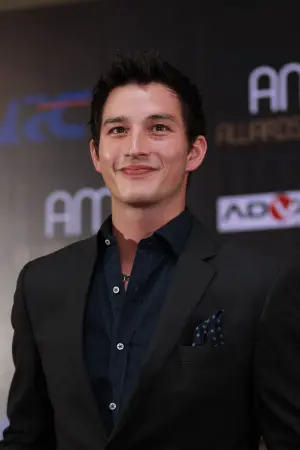 Фото Майк Льюис #40342