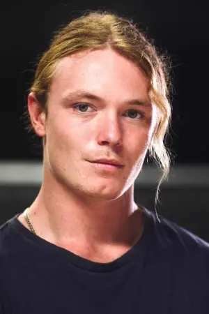 Фото Ари Маккарти #7312