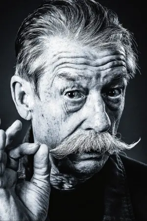 Фото Джон Хёрт (John Hurt) #9991