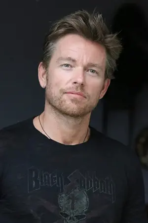 Фото Джонатан Скарф (Jonathan Scarfe) #219630