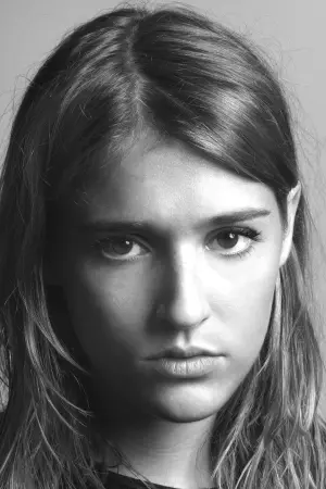 Фото Лола Бессис #118297