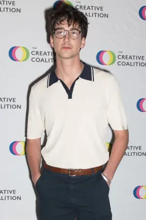 Фото Майло Манхейм (Milo Manheim) #66545