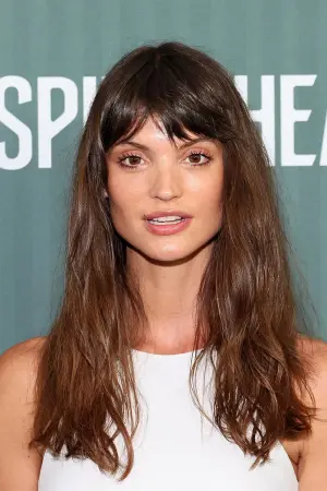 Фото Шарлби Дин (Charlbi Dean) #34569