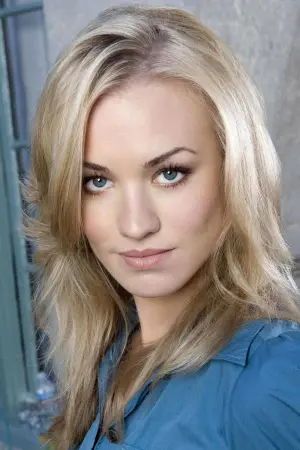 Фото Ивонн Страховски (Yvonne Strahovski) #15064