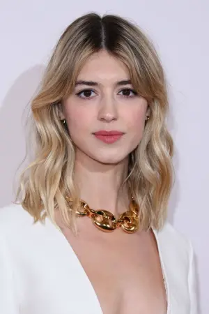 Фото Дэйзи Эдгар-Джонс (Daisy Edgar-Jones) #52879