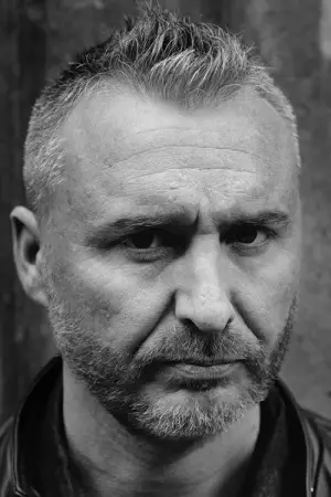 Фото  (Gerard Johnson) #371593