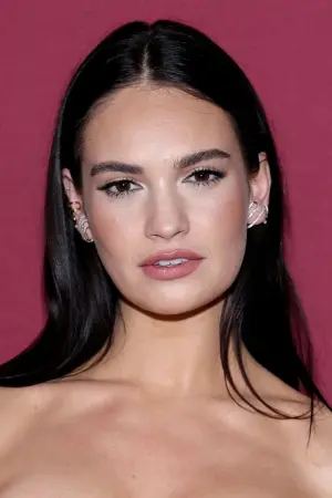 Фото Лили Джеймс #32729