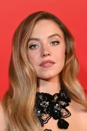 Фото Сидни Суини (Sydney Sweeney) #327904