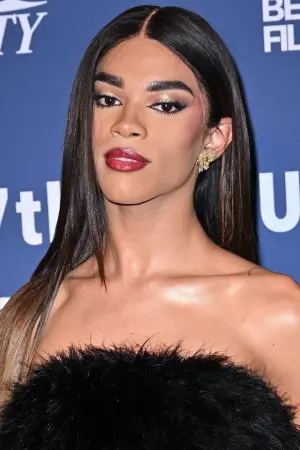 Фото  (Yasmin Finney) #274547