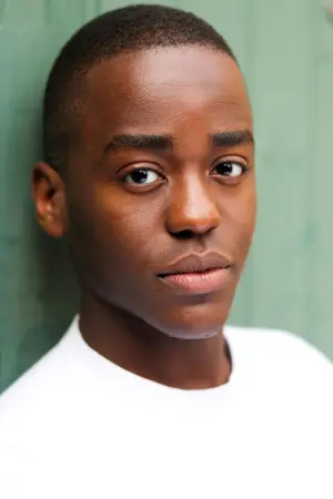 Фото Шути Гатва (Ncuti Gatwa) #297443