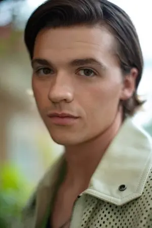 Фото Джоэл Кортни (Joel Courtney) #36258