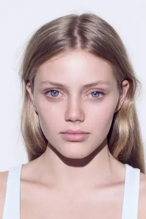 Фото Грейс Ван Дин (Grace Van Dien) #154075