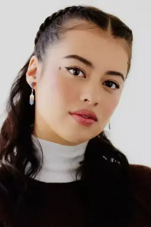 Фото Эмбер Мидтандер (Amber Midthunder) #327625