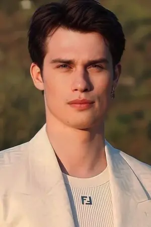 Фото Николай Голицын (Nicholas Galitzine) #23979