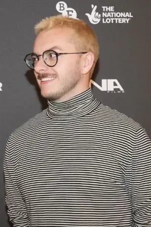 Фото  (Elliot Tuttle) #376768