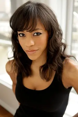 Фото Никки М. Джеймс #256012