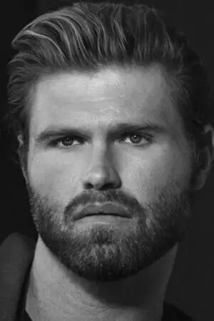 Фото Брэйди Пирс #251871