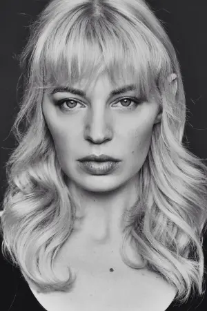 Фото Хлоя Фарнворт #244168