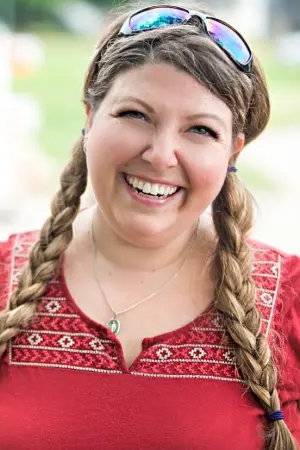 Фото Элизабет Бей #9757