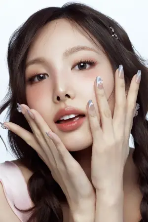 Фото  (NAYEON) #339308