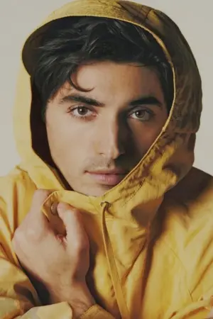 Фото Тейлор Захар Перес (Taylor Zakhar Perez) #25167