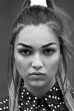 Фото  (Lili Simmons) #120677