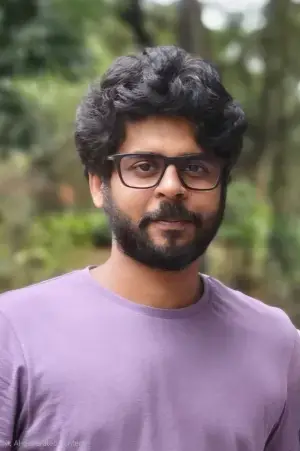 Фото  (Sabin Uralikandy) #350917