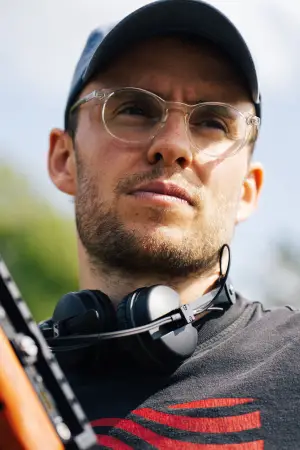 Фото  (Harry Lighton) #358109