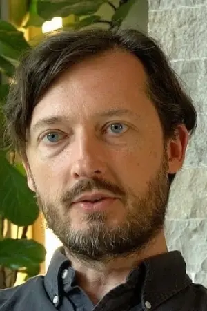 Фото  (Dustin Guy Defa) #190982