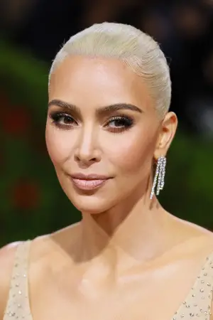 Фото Ким Кардашьян (Kim Kardashian) #326414