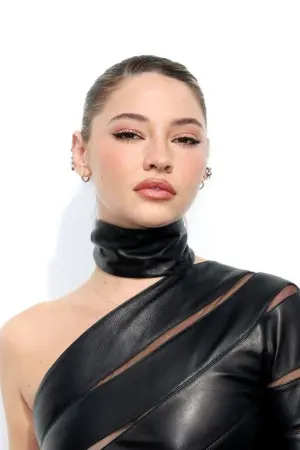 Фото Мэделин Клайн (Madelyn Cline) #12968