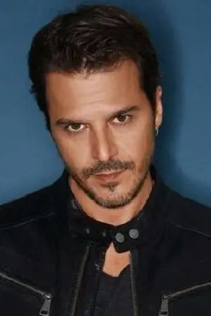 Фото Мехмет Гюнсур (Mehmet Günsür) #130166