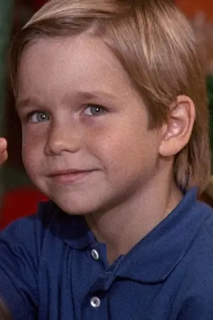 Фото Джозеф Казинс #107616