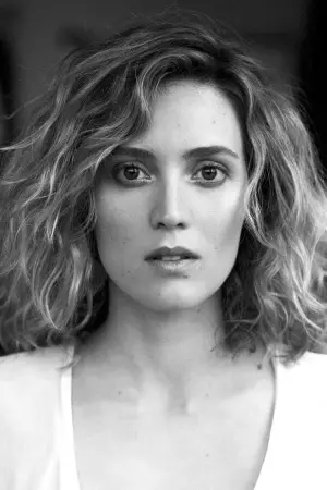 Фото Эвелин Брошу (Evelyne Brochu) #203692
