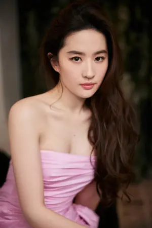 Фото Лю Ифэй (Liu Yifei) #40050