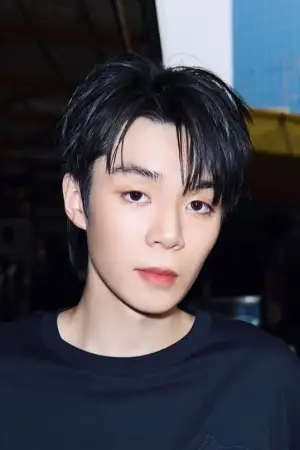 Фото  (Mahidol Pibulsonggram) #378976