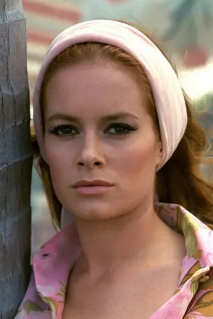 Фото Лусиана Палуцци (Luciana Paluzzi) #61721