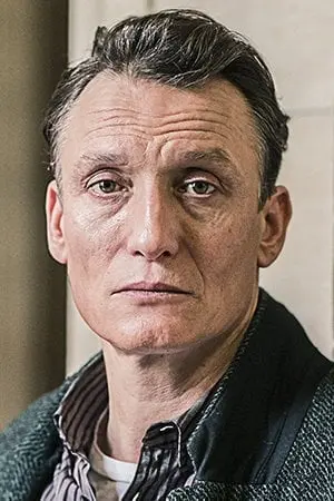 Фото Оливер Масуччи (Oliver Masucci) #10686