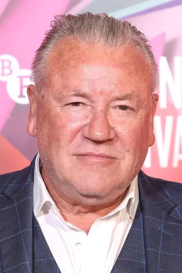 Фото Рэй Уинстон (Ray Winstone) #6708
