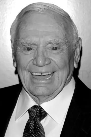 Фото Эрнест Боргнин (Ernest Borgnine) #56011