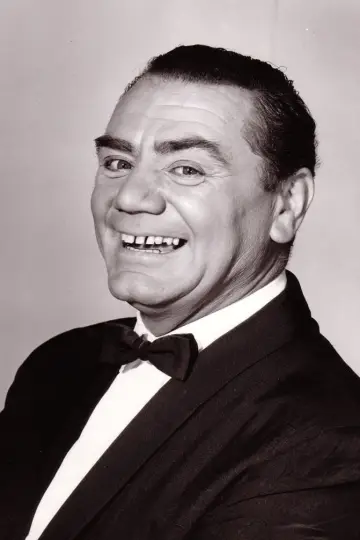 Фото Эрнест Боргнин (Ernest Borgnine) #56012