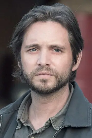 Фото Аарон Стэнфорд (Aaron Stanford) #84912