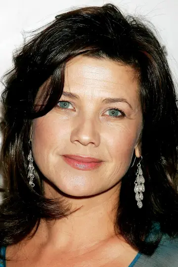 Фото Дафна Зунига (Daphne Zuniga) #85564