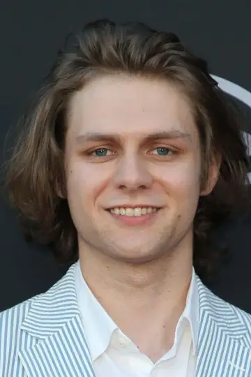 Фото Тай Симпкинс (Ty Simpkins) #66881