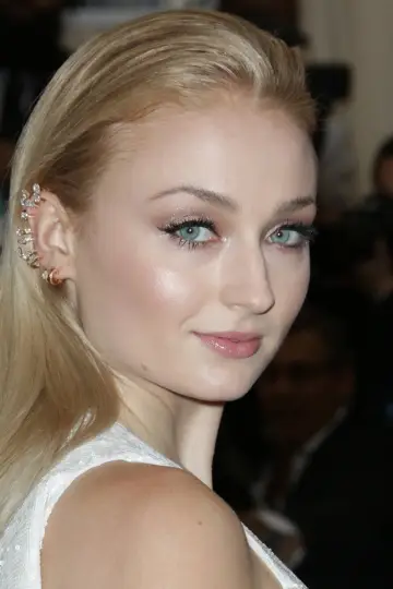 Фото Софи Тернер (Sophie Turner) #33403