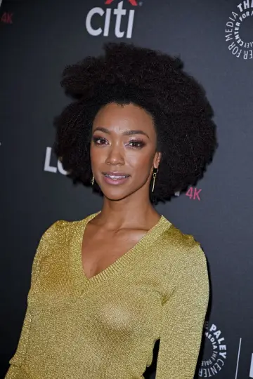 Фото  (Sonequa Martin-Green) #32844
