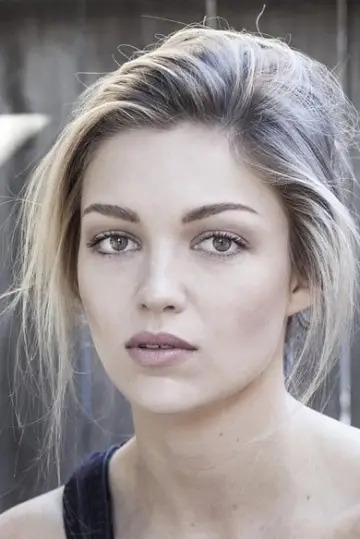 Фото  (Lili Simmons) #120668